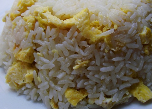arroz con huevo